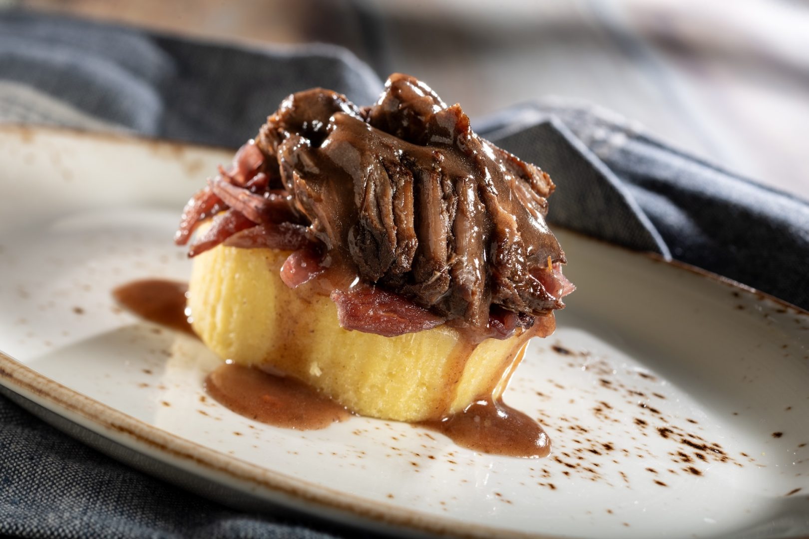 Boeuf Braise Vin Rouge Et Echalottes, Gâteau De Pomes De Terre