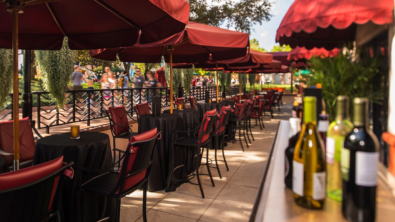 The Hollywood Brown Derby Lounge