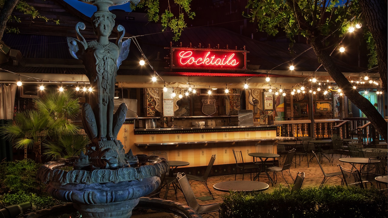 The Front Porch at House of Blues
