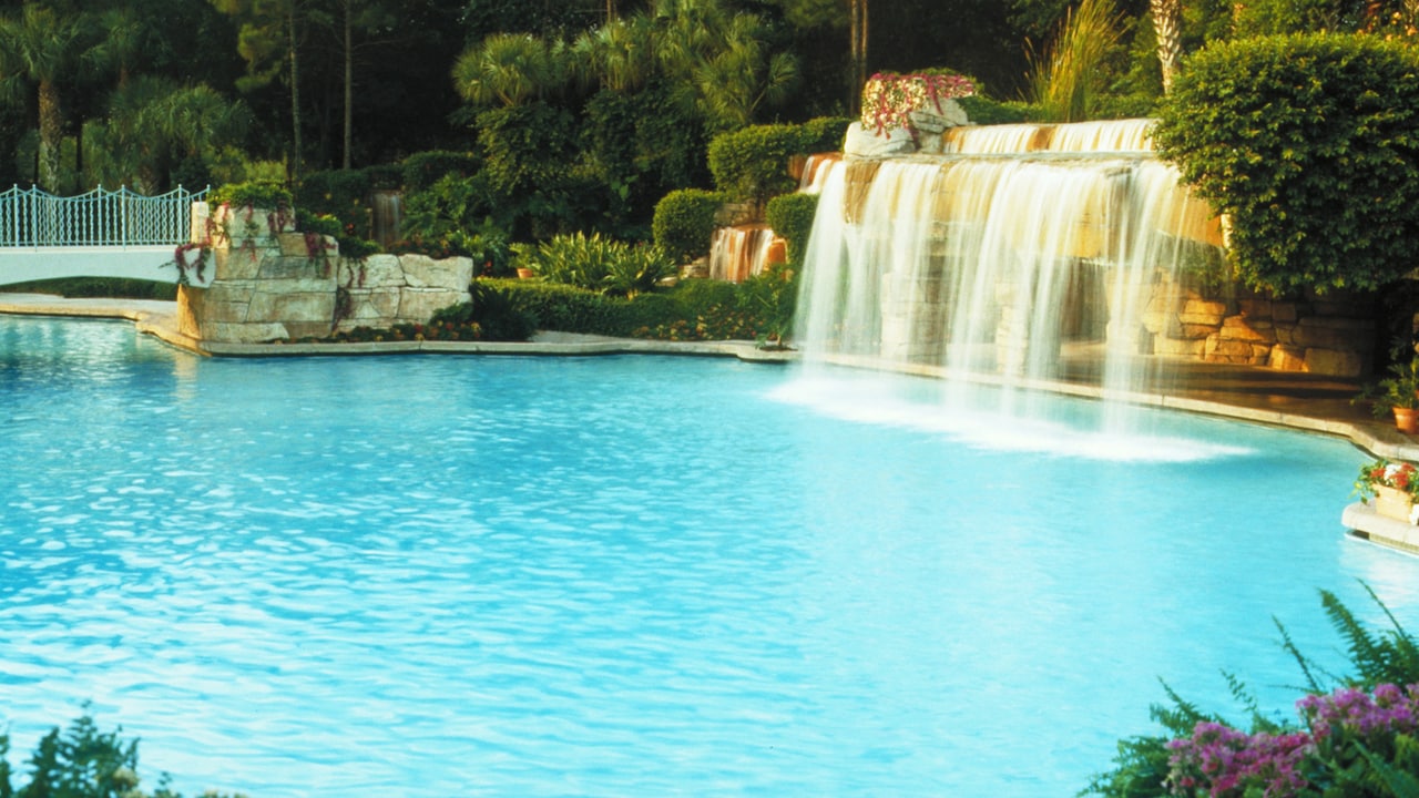 Splash Pool Bar and Grill