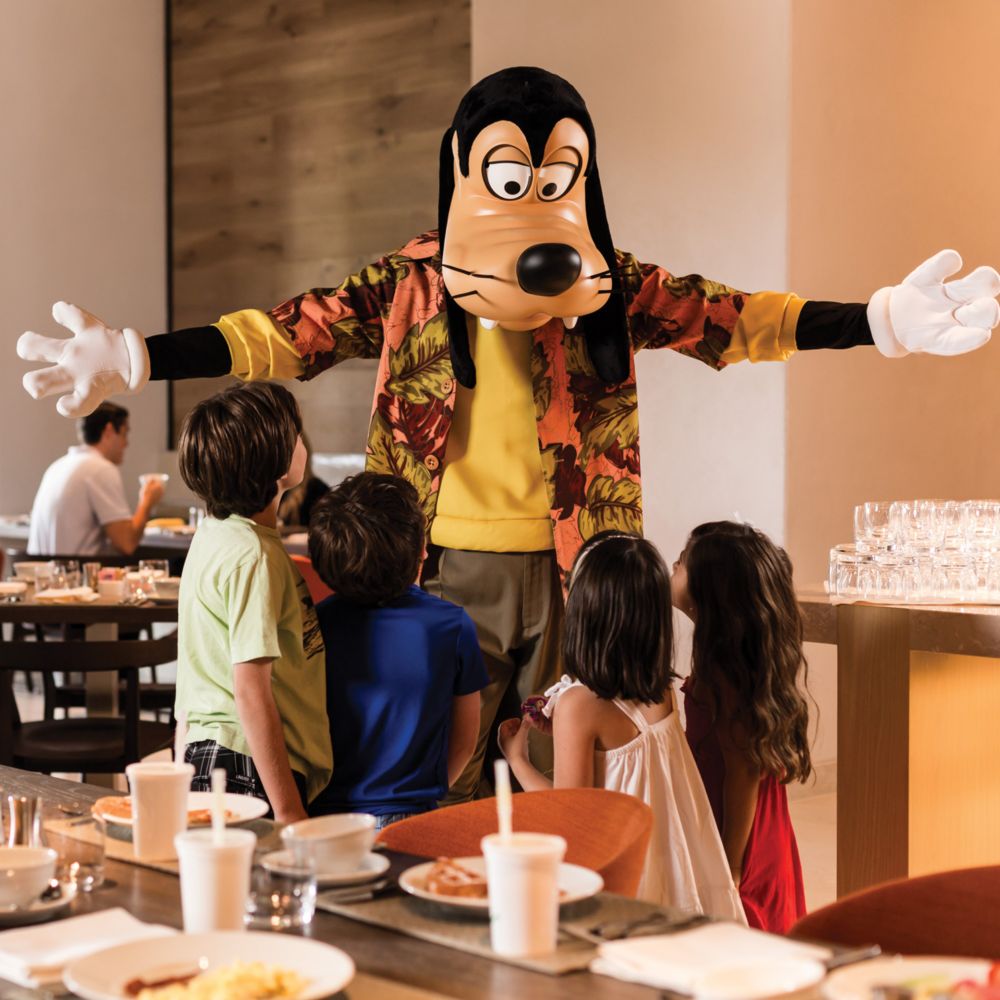 Good Morning Breakfast with Goofy and His Pals